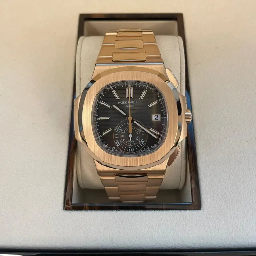 PATEK PHILIPPE NAUTILUS FLYBACK CHRONOGRAPH DATE 40.5MM - Image 6