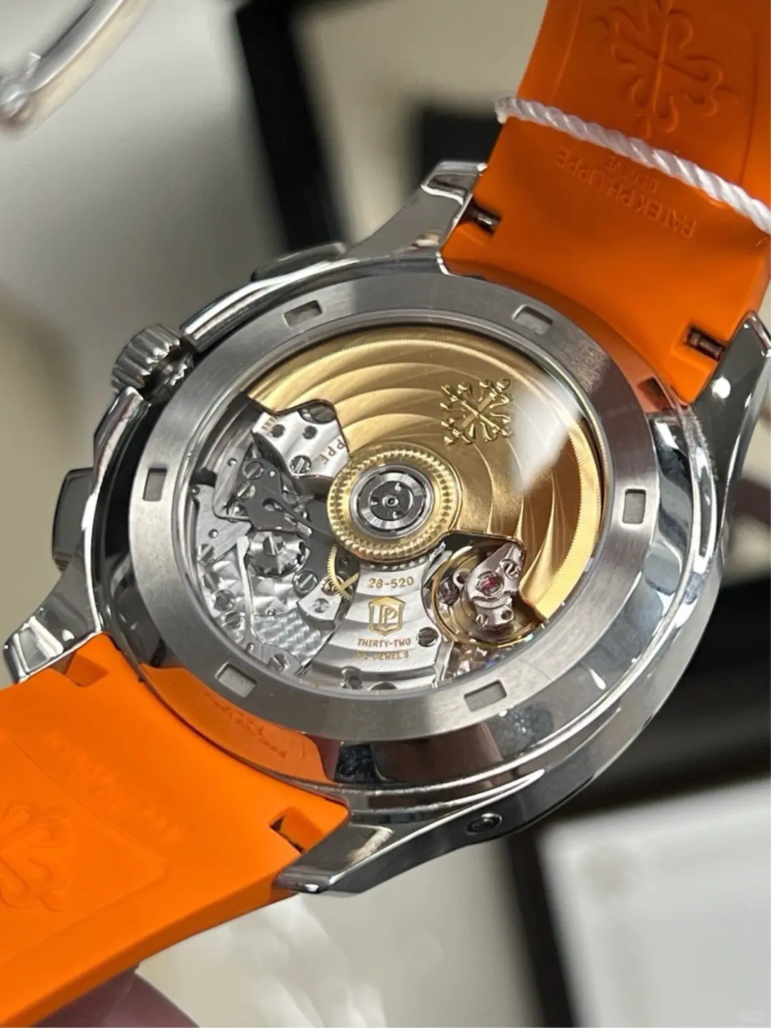 PATEK PHILIPPE Aquanaut 5968A-001 Chronograph 42.2mm - Image 2