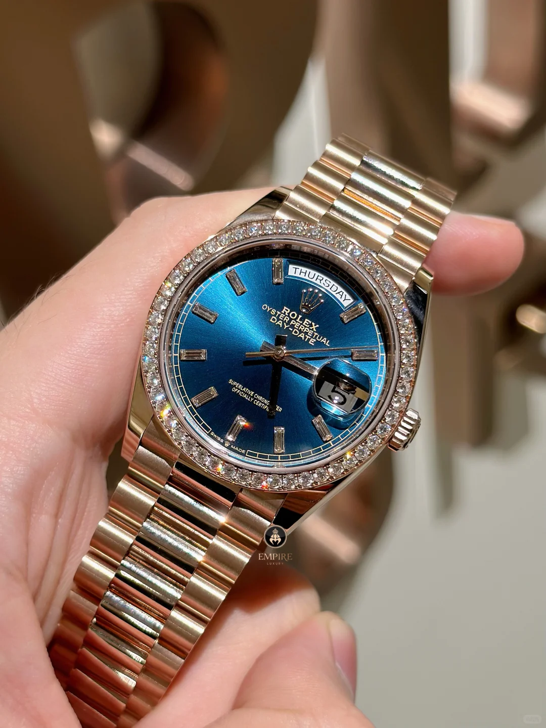 Rolex Day-Date 36 Reference 128349RBR Oyster, 36 mm, white gold and diamonds - Image 2