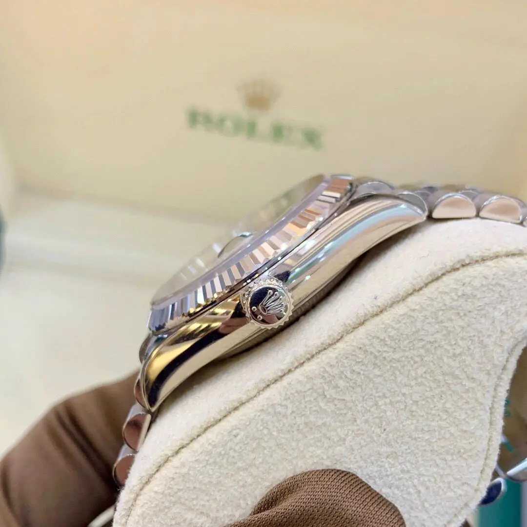 Rolex DAY-DATE Oyster, 36 mm, white gold M128239-0005 - Image 3