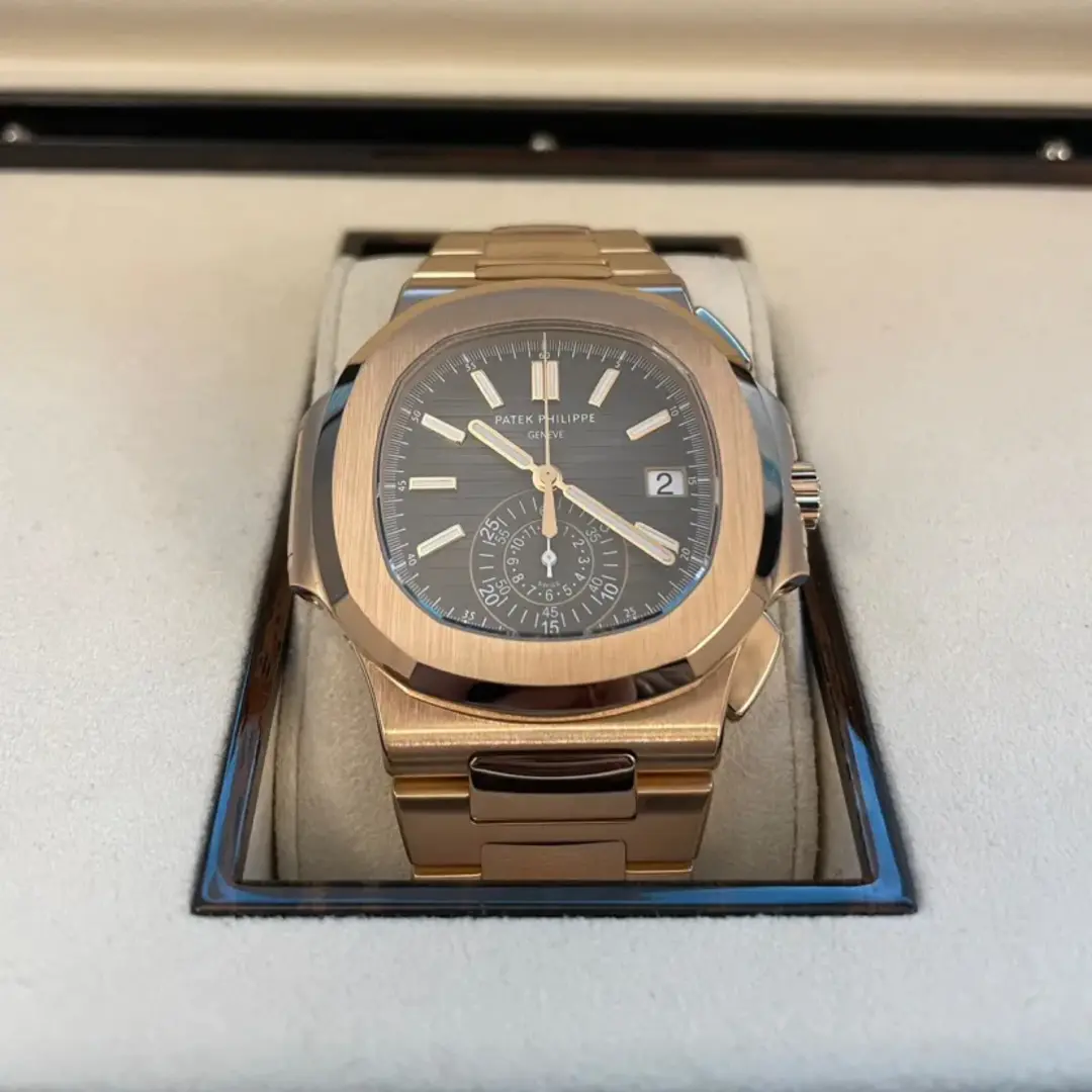 PATEK PHILIPPE NAUTILUS FLYBACK CHRONOGRAPH DATE 40.5MM - Image 2