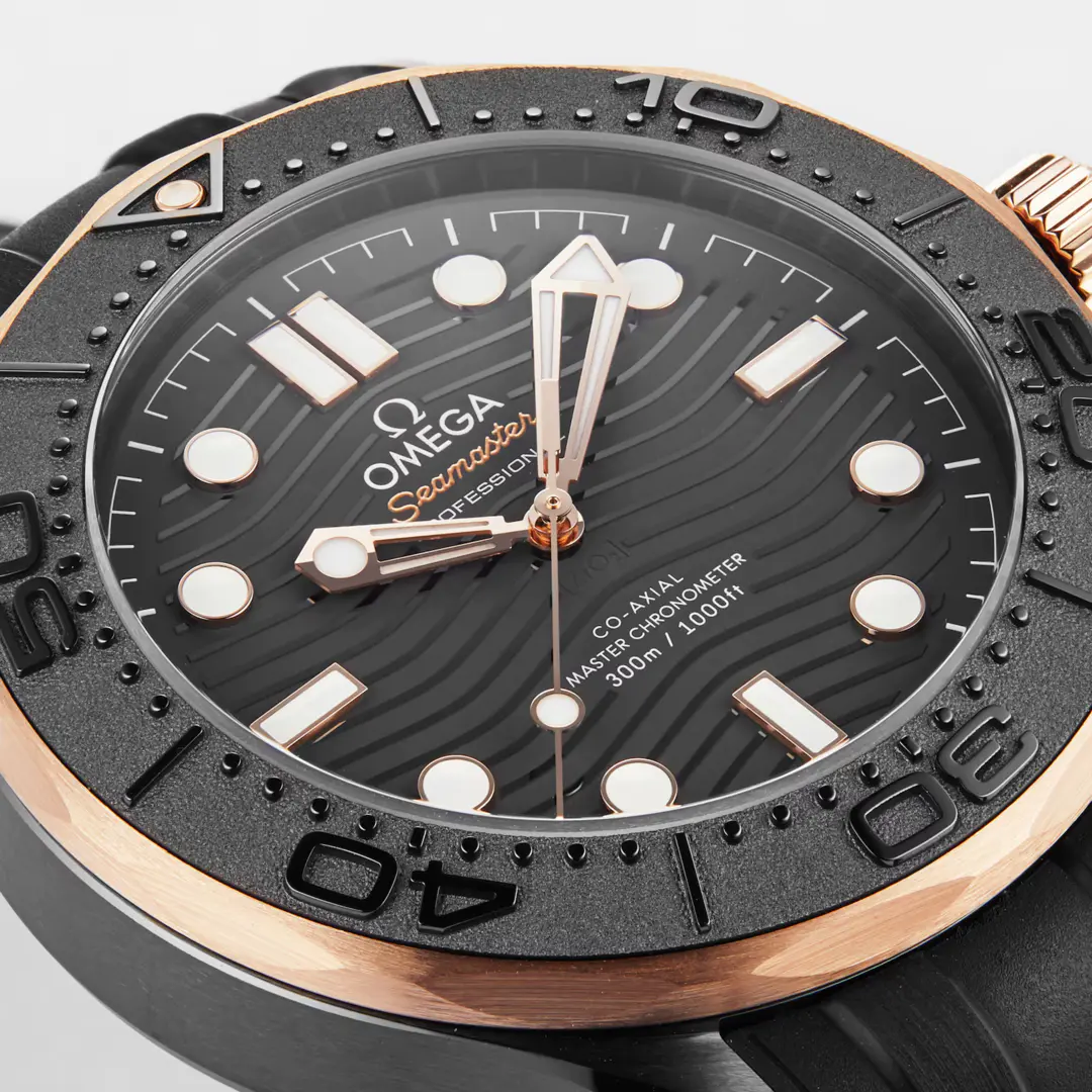 OMEGA Seamaster Diver 300m 43.5mm Black Ceramic & 18ct Sedna Gold Men's Watch - Image 5