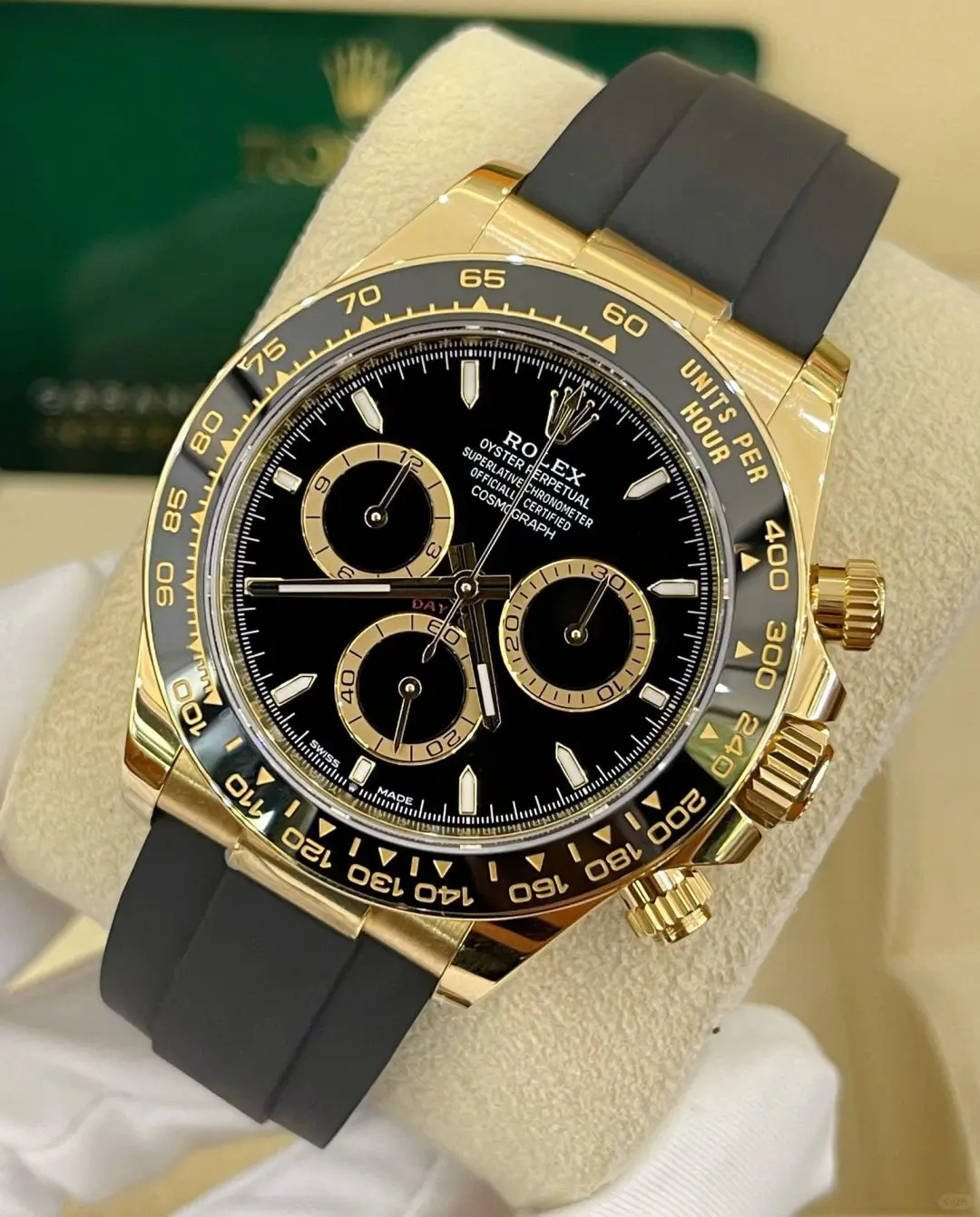 Rolex Cosmograph Daytona Oyster, 40 mm, yellow gold Reference 126518LN - Image 5