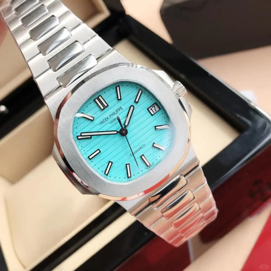 PATEK PHILIPPE NAUTILUS "TIFFANY & CO." 40MM 5711/1A-018 - Image 4