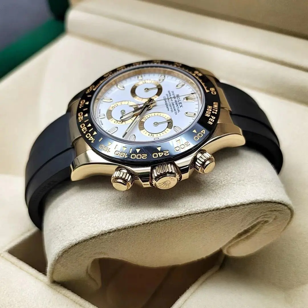 Rolex Cosmograph Daytona, White Dial, Yellow Gold, 116518LN - Image 2