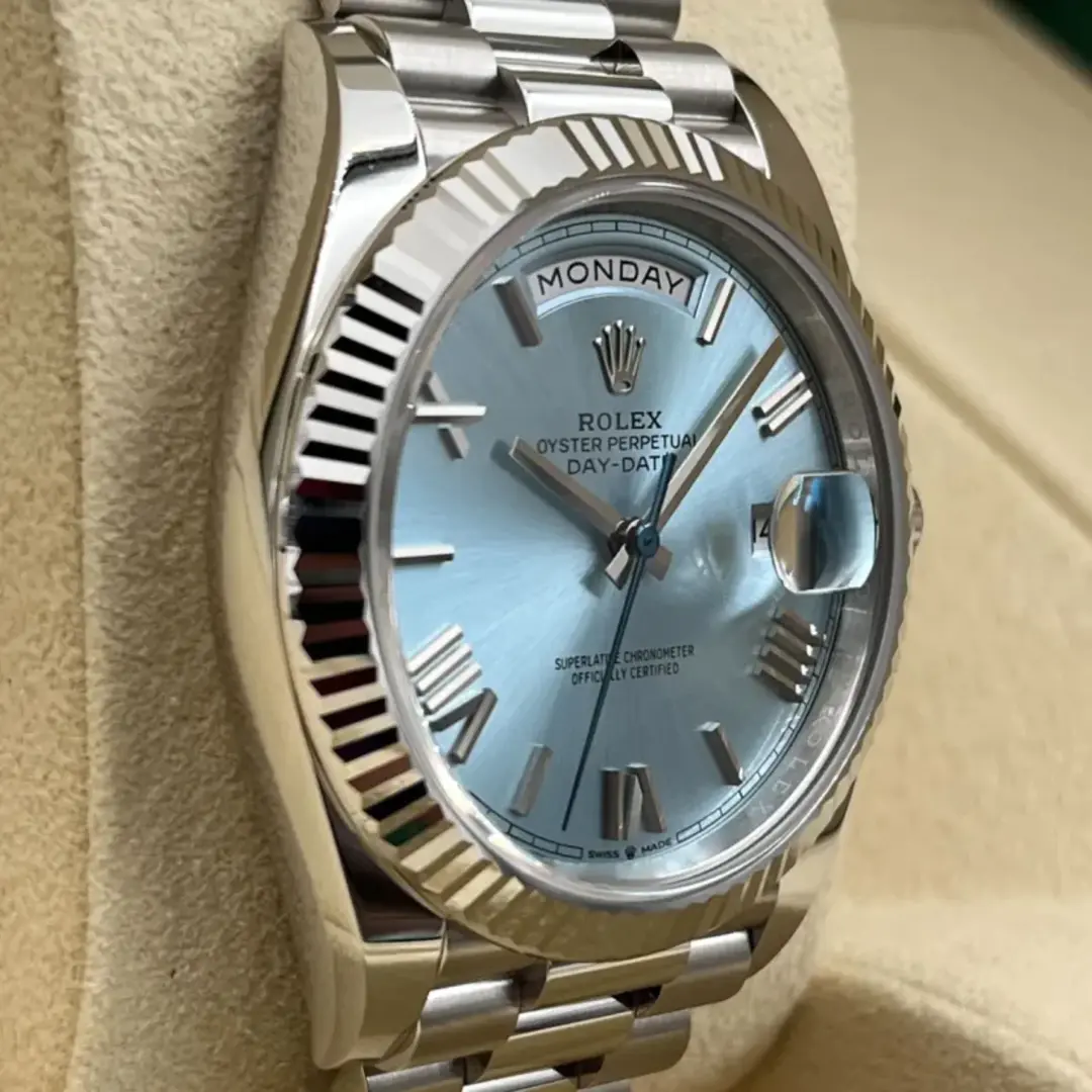 Rolex DAY-DATE Oyster, 40 mm, platinum M228236-0012 - Image 3