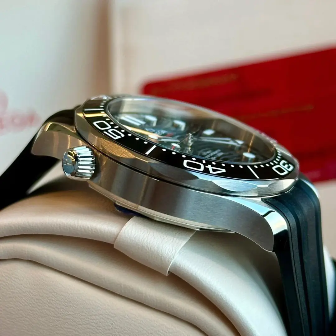 OMEGA Seamaster Diver 300m 42mm Black Dial Men's Rubber Strap Watch - Image 5
