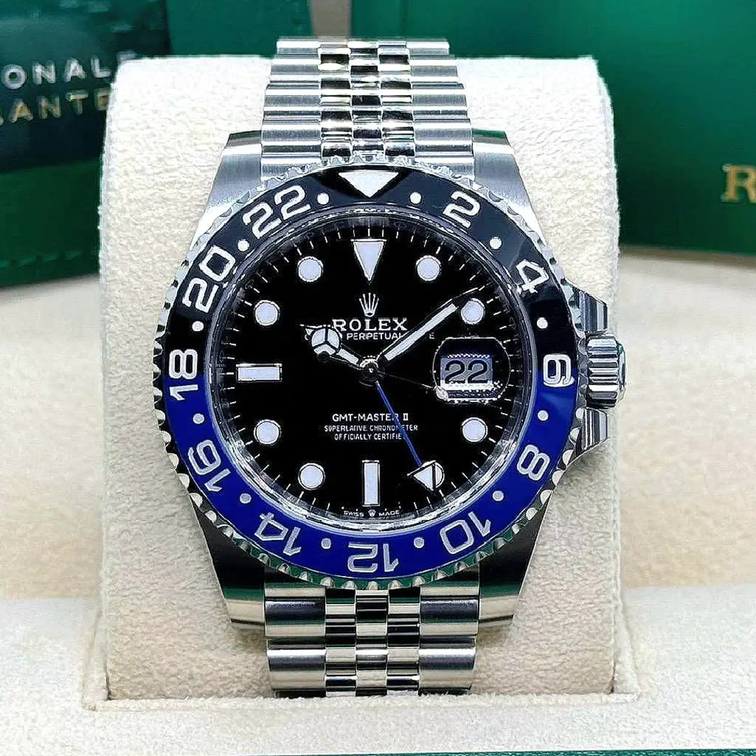 Rolex GMT-Master II Oyster,40 mm,OystersteelReference 126710BLNR - Image 2