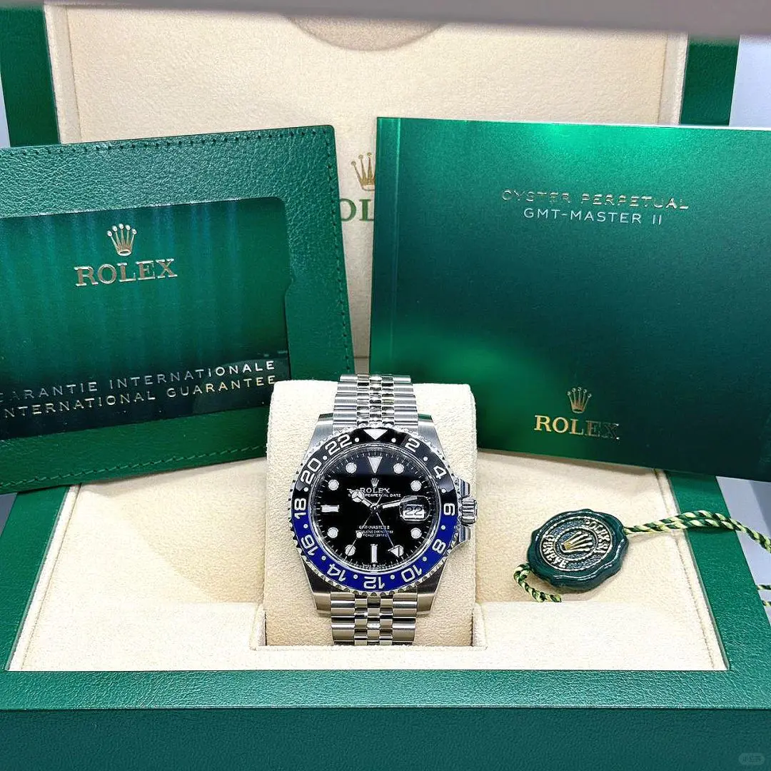 Rolex GMT-Master II Oyster,40 mm,OystersteelReference 126710BLNR - Image 5