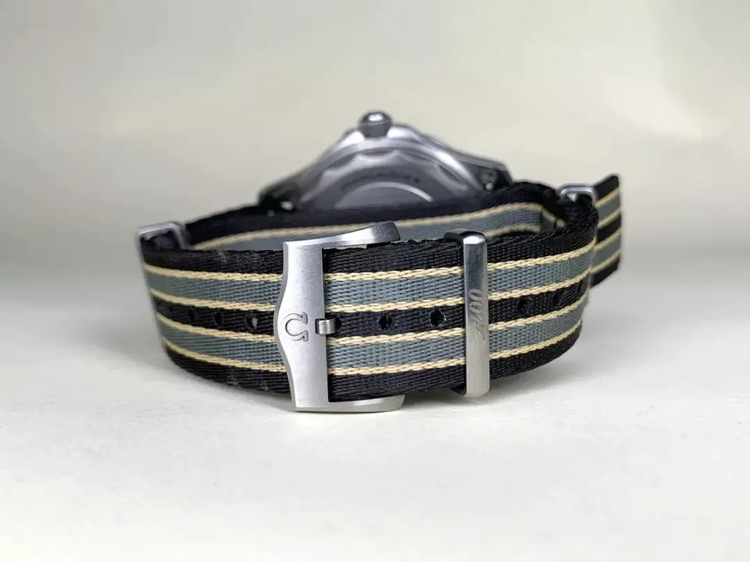 OMEGA Seamaster Diver 300m 007 No Time to Die James Bond NATO Strap Watch - Image 4