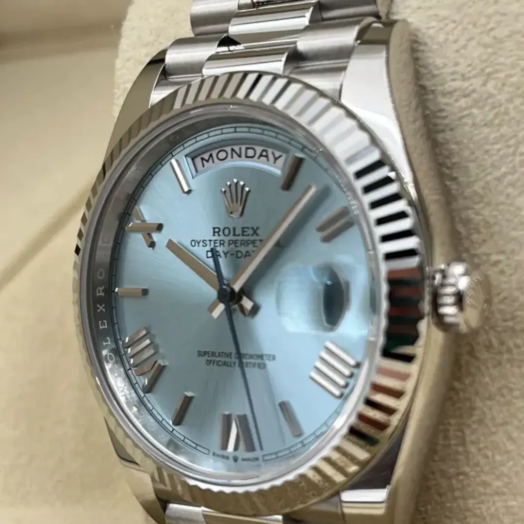 Rolex DAY-DATE Oyster, 40 mm, platinum M228236-0012 - Image 6
