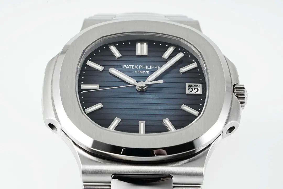 Nautilus 5711/1A-010 Mens 40mm - Image 8
