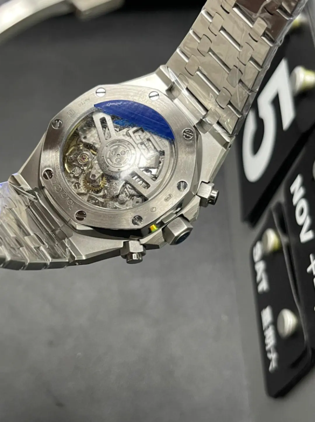 ROYAL OAK FROSTED CHRONOGRAPH Grey Dial 41 mm - Image 2