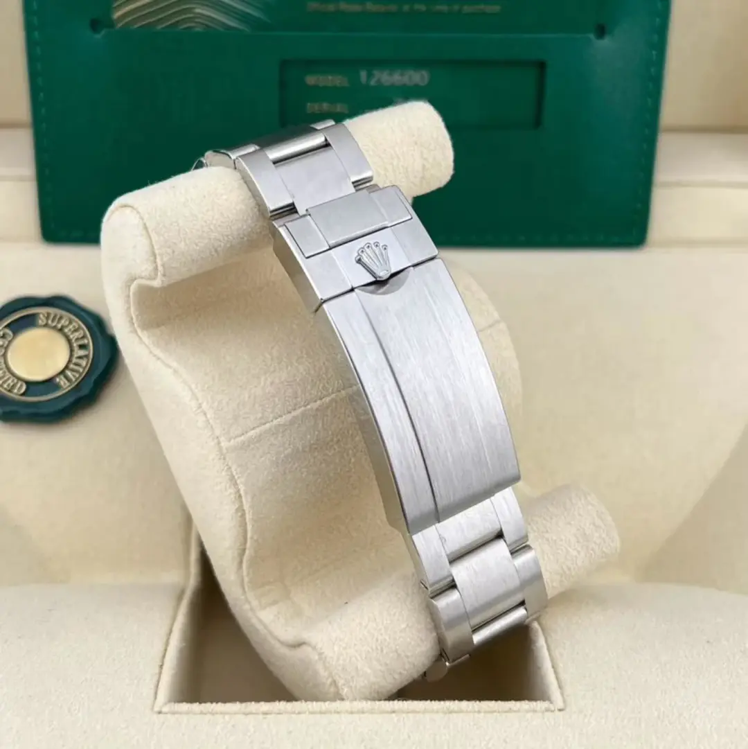 ROLEX Sea-Dweller 4000 126600 - Image 4