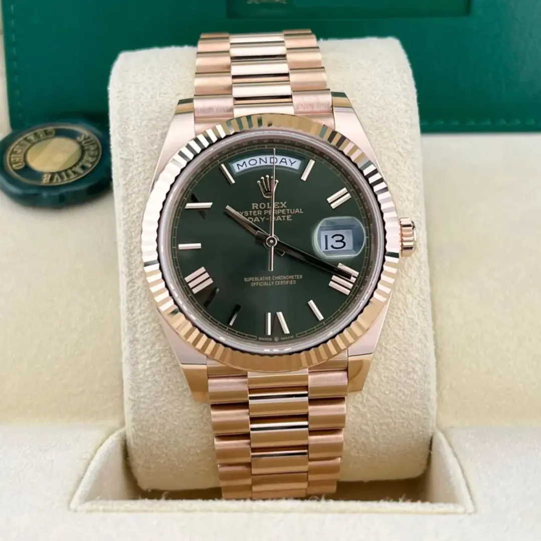 Rolex DAY-DATE Oyster, 40 mm, Everose gold M228235-0025 - Image 2