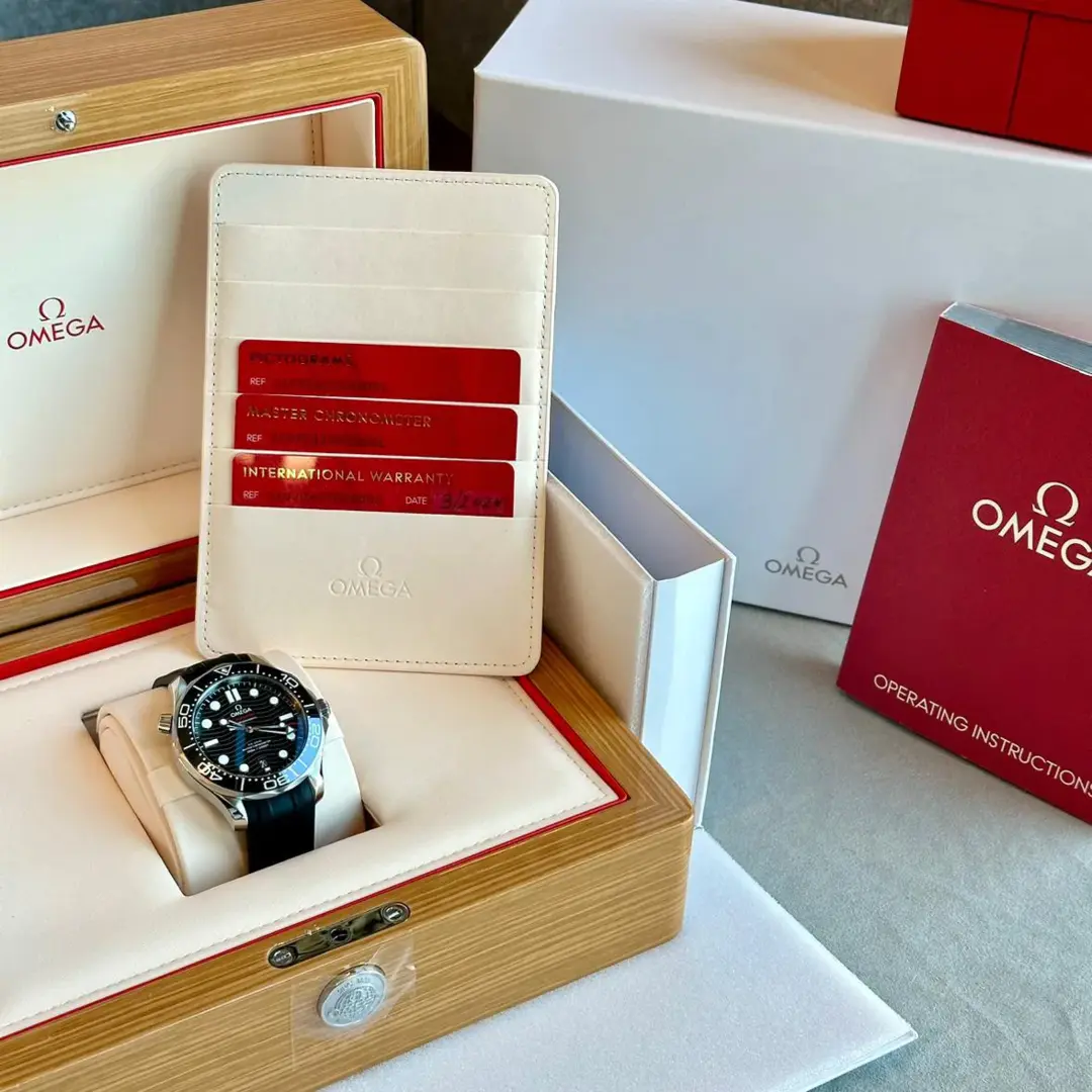 OMEGA Seamaster Diver 300m 42mm Black Dial Men's Rubber Strap Watch - Image 8